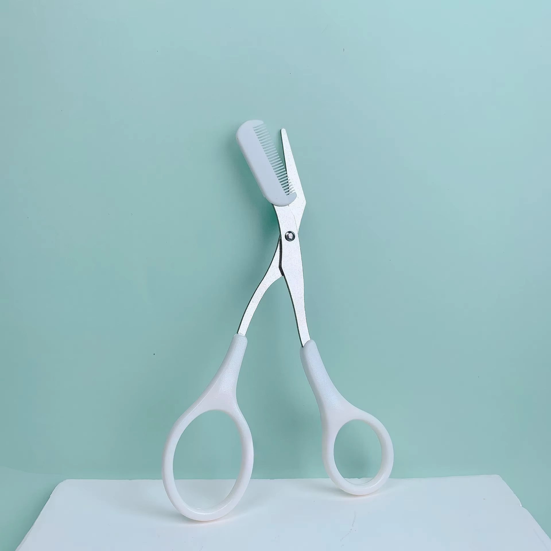 Pink Eyebrow Trimming Scissors with Built-In Comb - Stainless Steel, Precise Grooming Tool, Creating Perfect Eyebrows